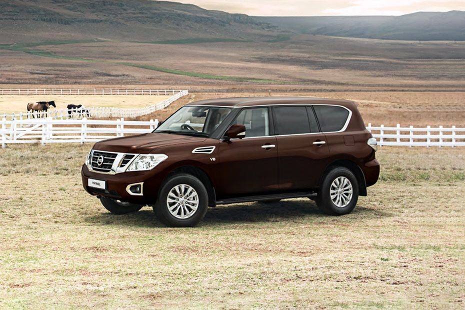 Nissan Car Rental in Dubai: Experience Japanese Dependability and Advancement in the UAE